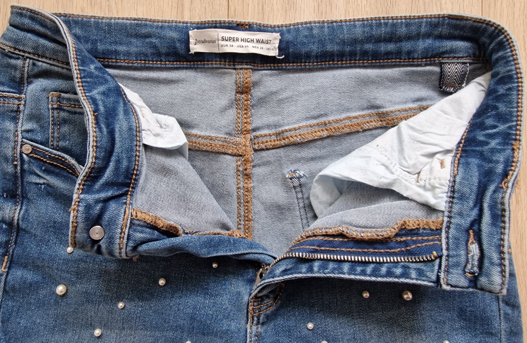 Stradivarius Pantaloni: STRADIVARIUS Damen Hose Grösse 38 – Usato da Zürich venduto da businessman80 1