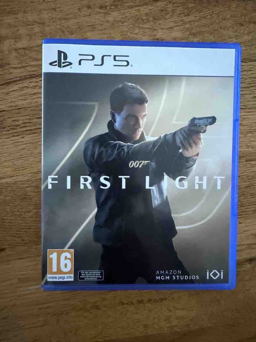 Sony Jeux: PS5 007 First Light Game Used – D'occasion à Worblaufen par sja_9y6v