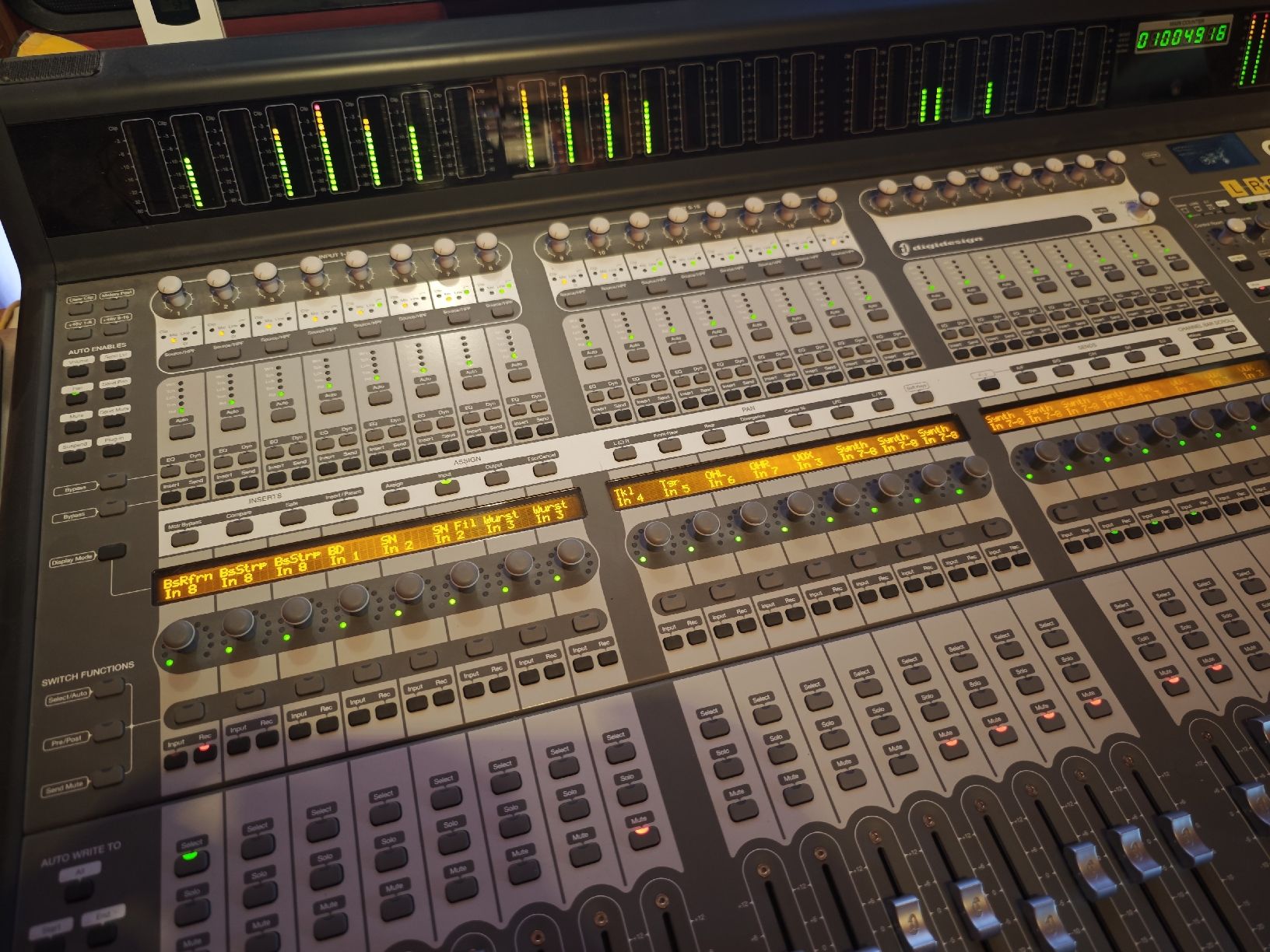Avid Console di mixaggio: Avid Digidesign C|24 - 24 Motorfader, funktioniert mit Logic – Usato da Brünig venduto da MOS_Sammlung 1