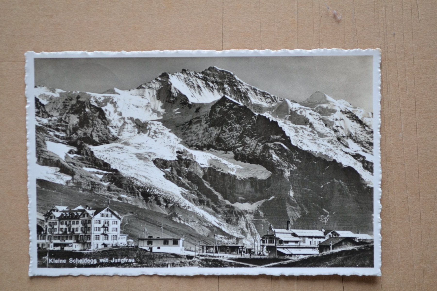 Cartoline postali: AK Kleine Scheidegg mit Jungfrau BE – Usato da Beinwil am See venduto da kajak55