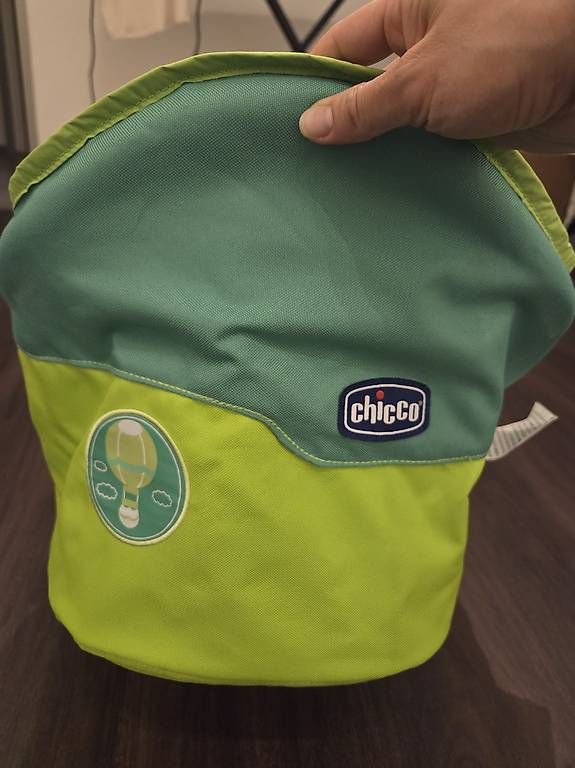 Seggioloni: Neuwertiger Kinder Reisesitz von chicco – Usato da Scherz venduto da milly.m