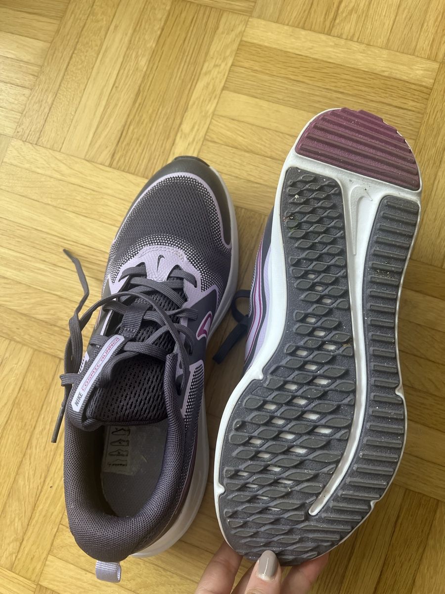 Nike Damenschuhe: Nike Damen Laufschuhe lila/grau – Neu und originalverpackt aus Oftringen von natibjk 3
