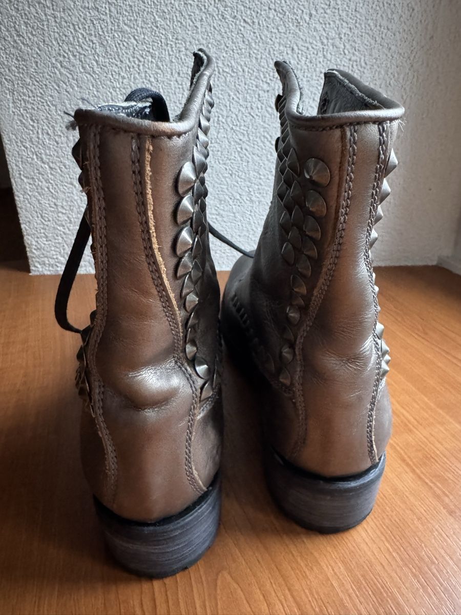 Ash Scarpe da donna: ASH Boots Gr.38 mit Nieten – Usato da Seon venduto da noe_zz6w 1