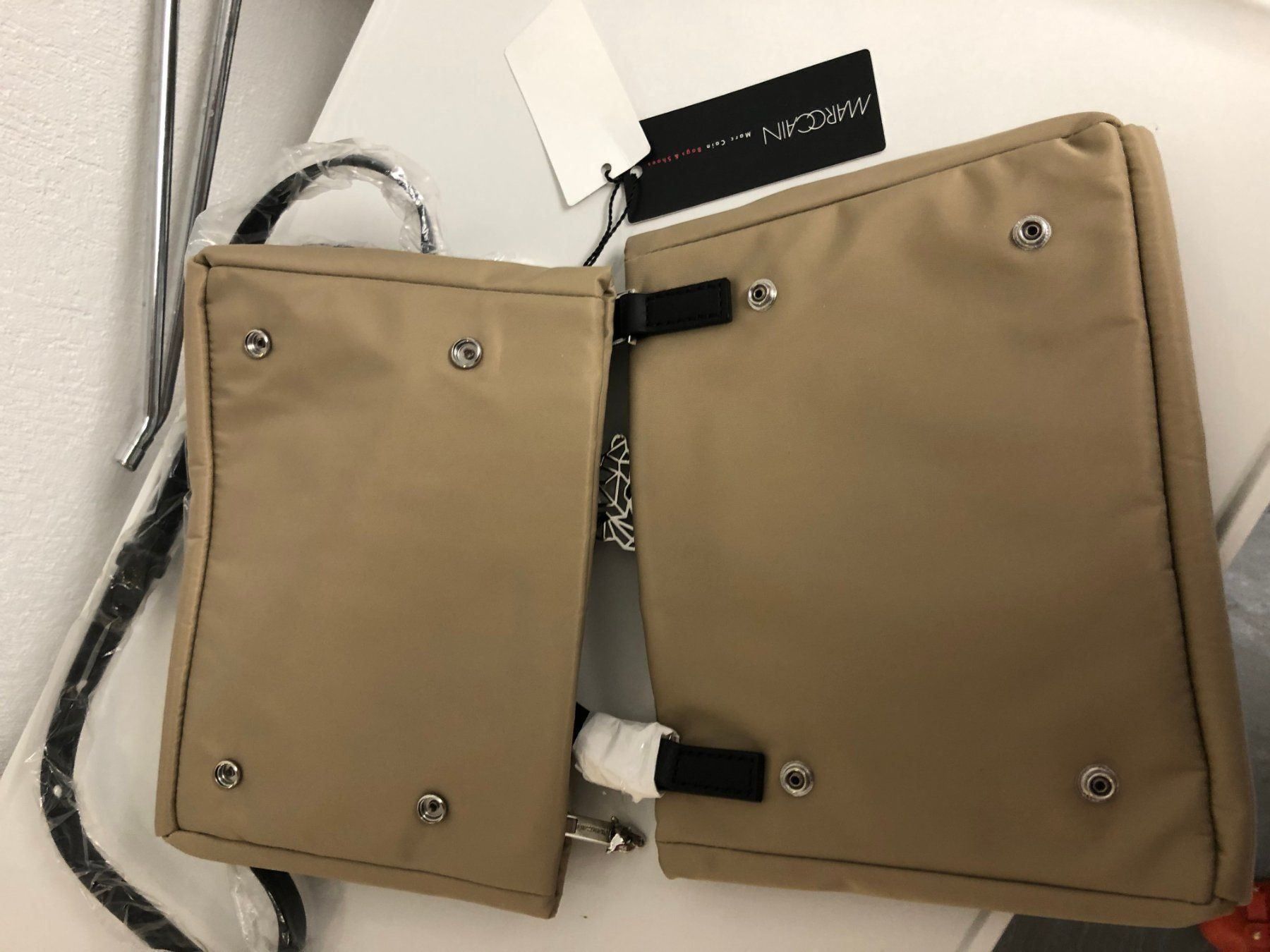 Marc Cain Borse da donna: Marc Cain Doppel Tasche  Umhängetasche – Nuovo e nell'imballaggio originale da Volketswil venduto da praxis12 5