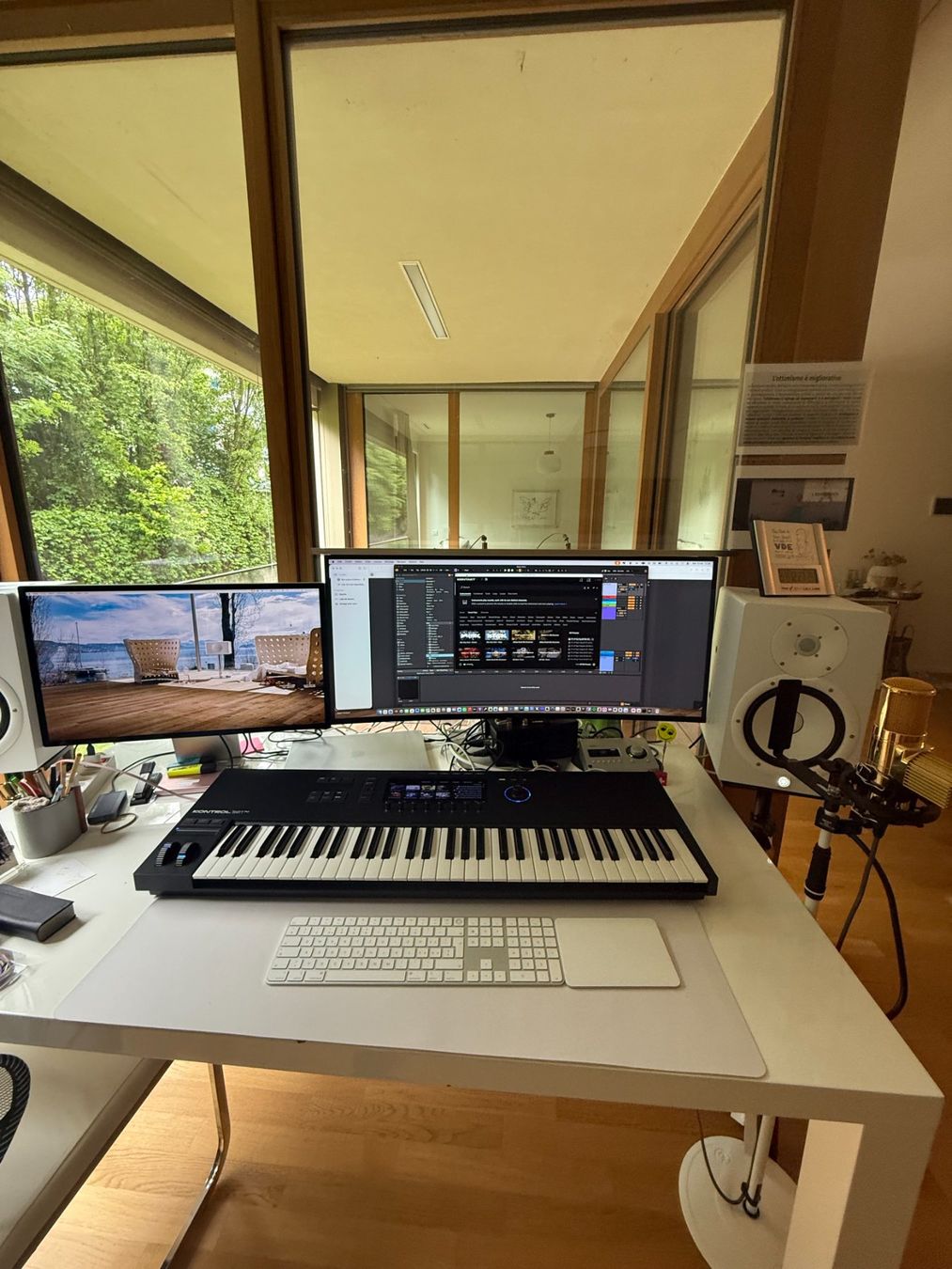 Native Instruments Strumenti musicali: Native Instruments Kontrol S61 MK3 + Decksaver – Usato da Ecublens VD venduto da jeremy.party