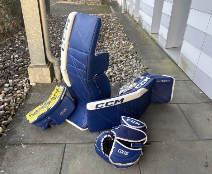 Protezioni & Imbottiture: Original EVZ Goalieset Tim Wolf / Gian Luca Zaetta CCM – Usato da Kallnach venduto da Chaesi89 4