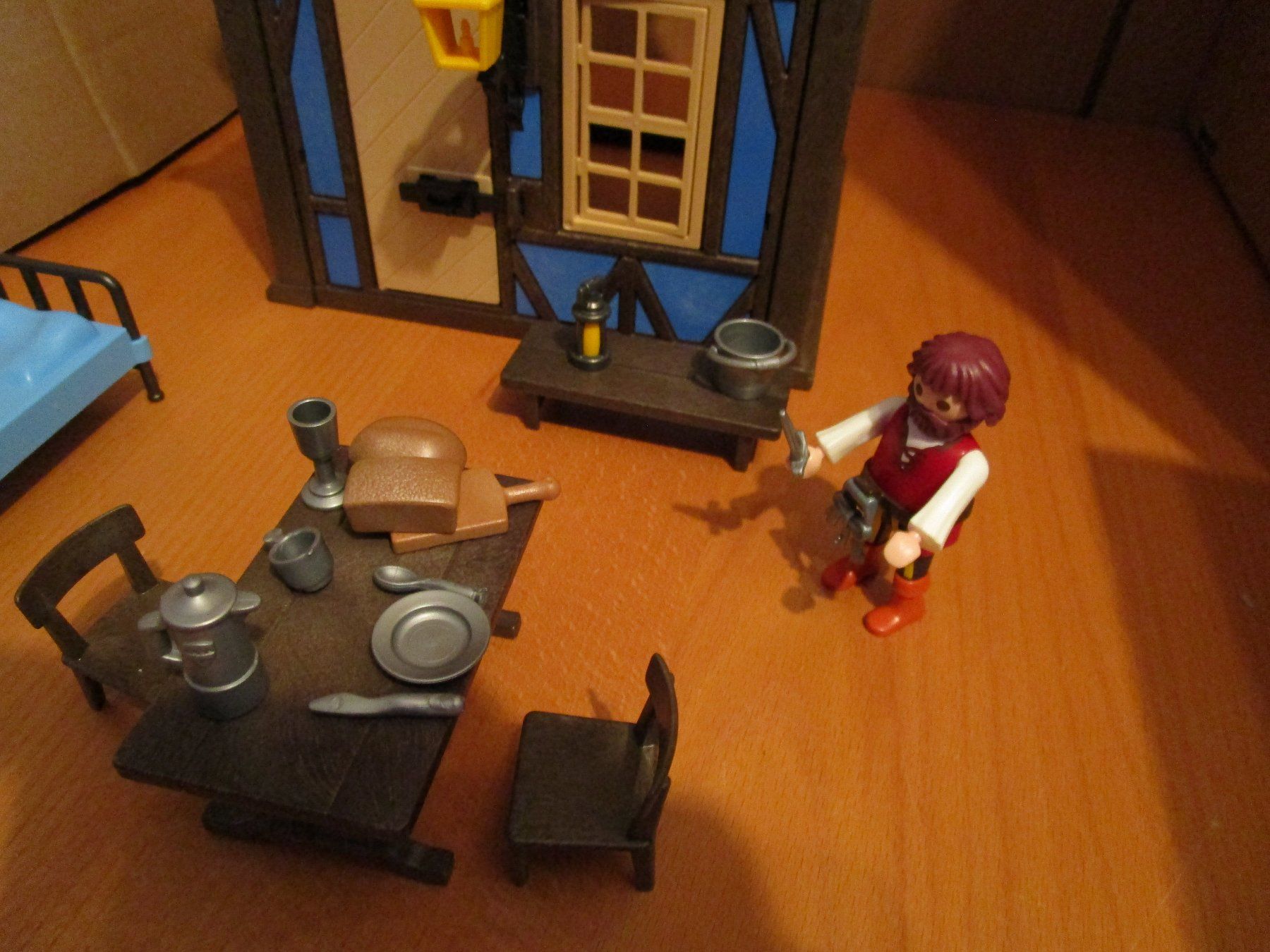 Playmobil Spielzeuge: Playmobil:  historisches Wohnhaus, Mittelalter, – Gebraucht aus Wetzikon ZH von Storchadebar 1