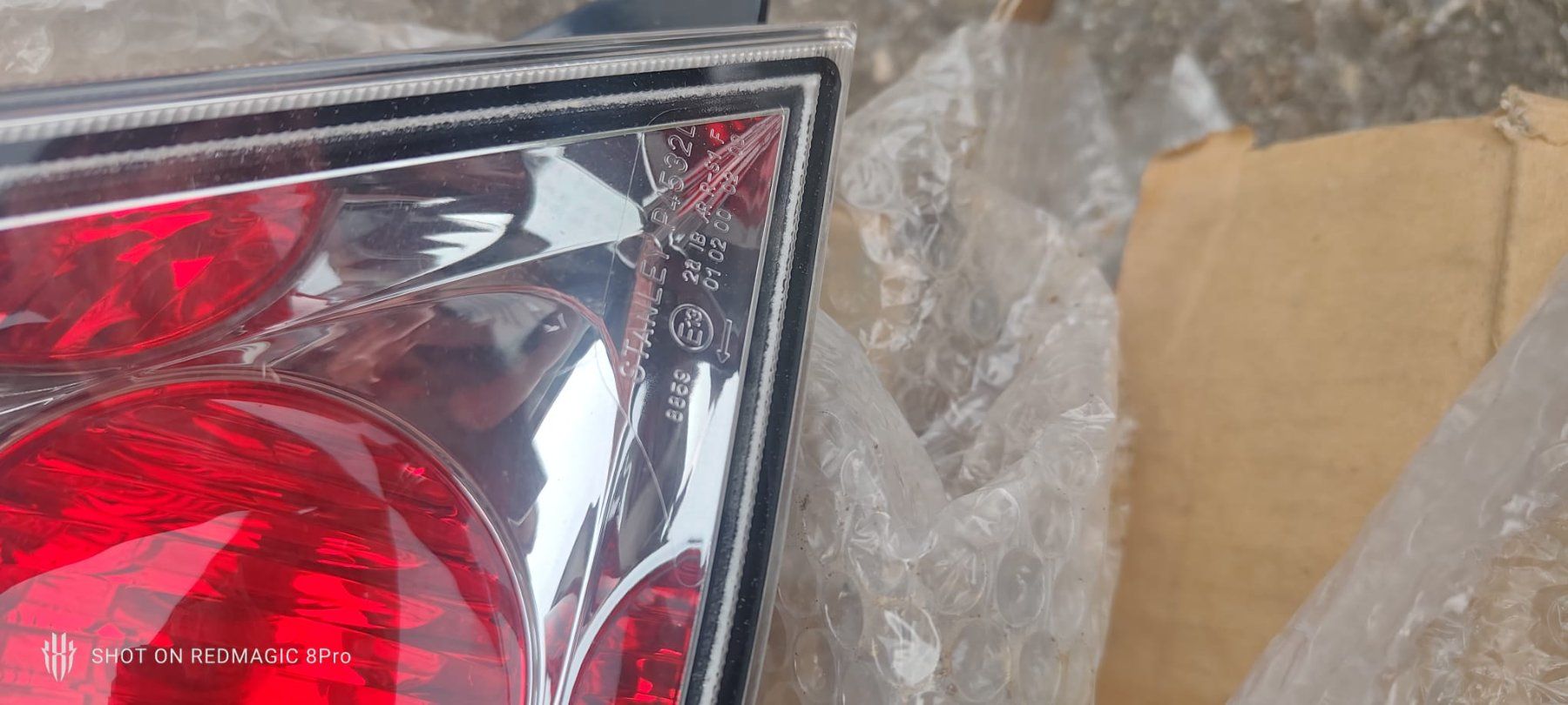 Mitsubishi Tutti pezzi di ricambio auto: Mitsubishi Lancer Evo 8 Bremse lamp original – Nuovo e nell'imballaggio originale da Kirchleerau venduto da Laurentino_Almeida 2