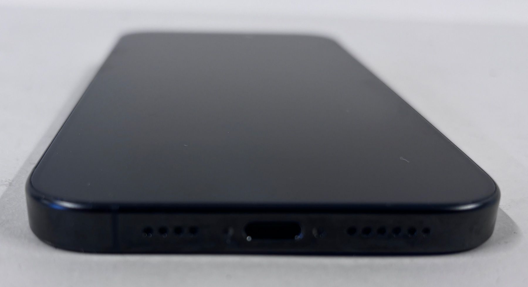 Apple Handys / Smartphones: Mobiltelefon Apple iPhone 16 Pro Max – Gebraucht aus Solothurn von PolizeiktSolothurn 5