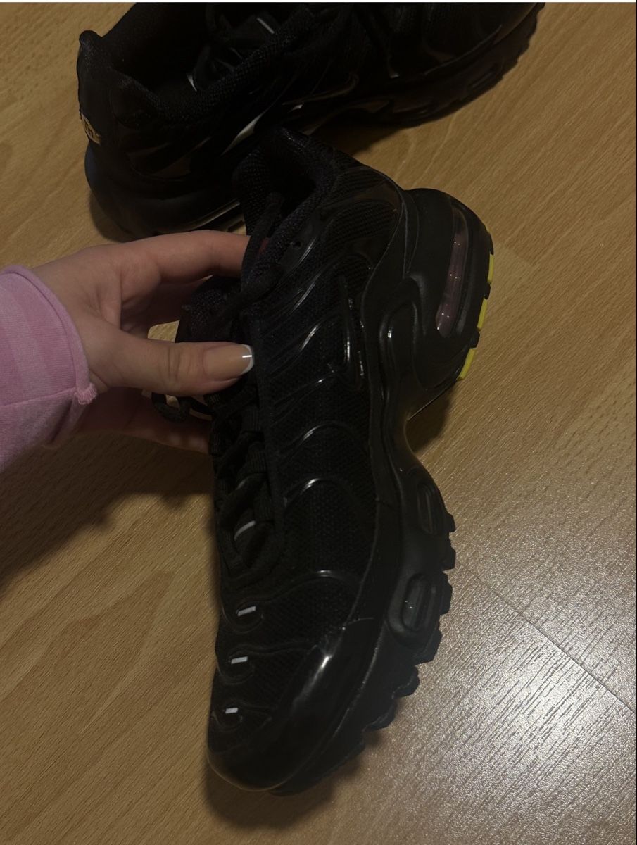 Nike Damenschuhe: Nike Tns – Neu (gemäss Beschreibung) aus Bad Zurzach von sar_lz9z