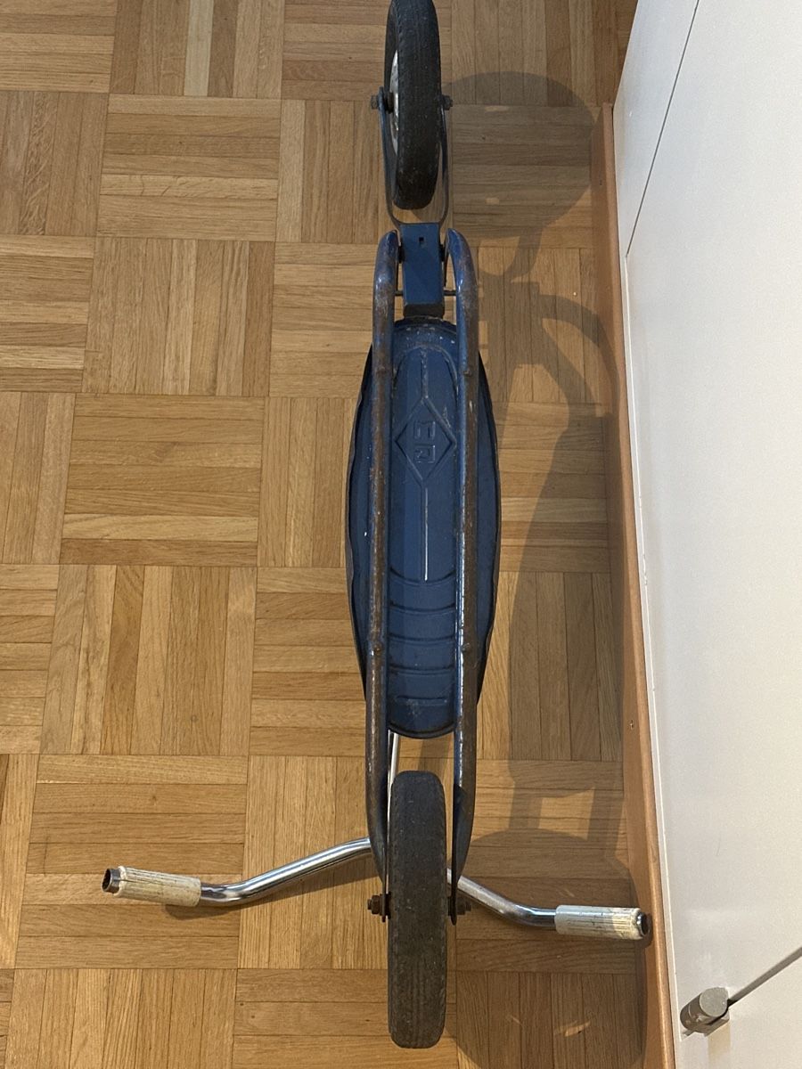 Tutte le decorazioni: Antikes Trottinett MG klappbar – Usato da Riedikon venduto da Torino99 4