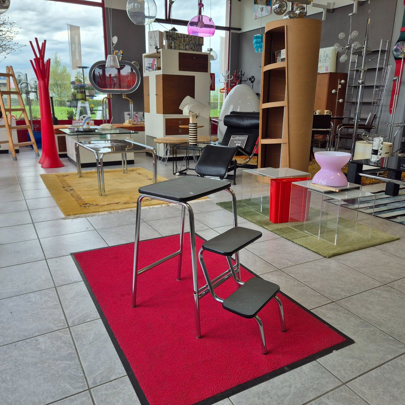 Sgabelli: Step-Stool Tritthocker 3-Tritt Hocker grau – Usato da Nottwil venduto da Wondewa-Shop 9