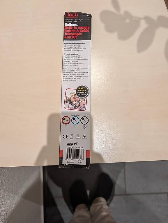 Staffe: New iTech Selfie Stick with Remote Button - Extends to 108cm – Nuovo e nell'imballaggio originale da Pfäffikon SZ venduto da mag_q79n 2