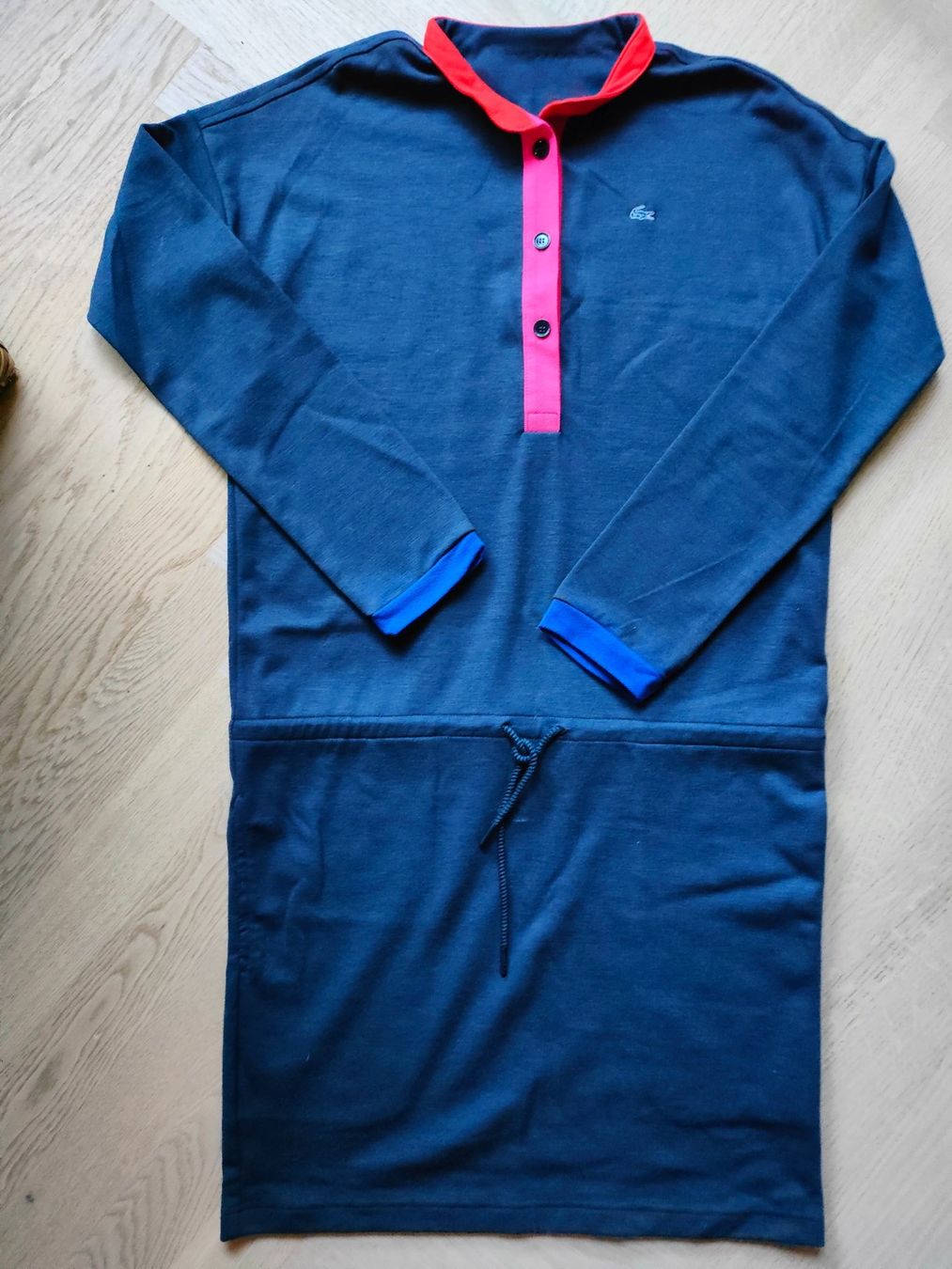 Lacoste Vestiti: LACOSTE Kleid – Usato da Adliswil venduto da Vimovi