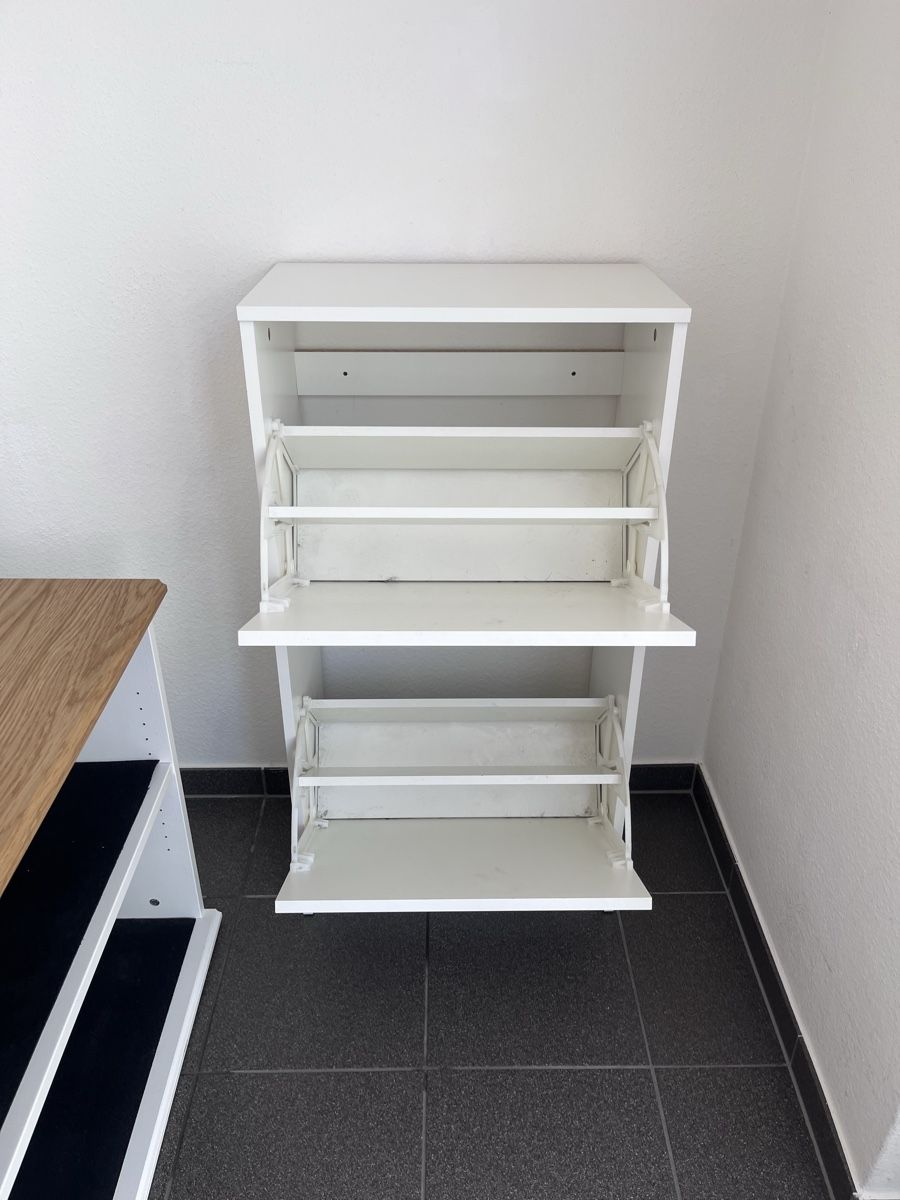 Armadi: Schuhschaft – Usato da Liestal venduto da Xenias01 1
