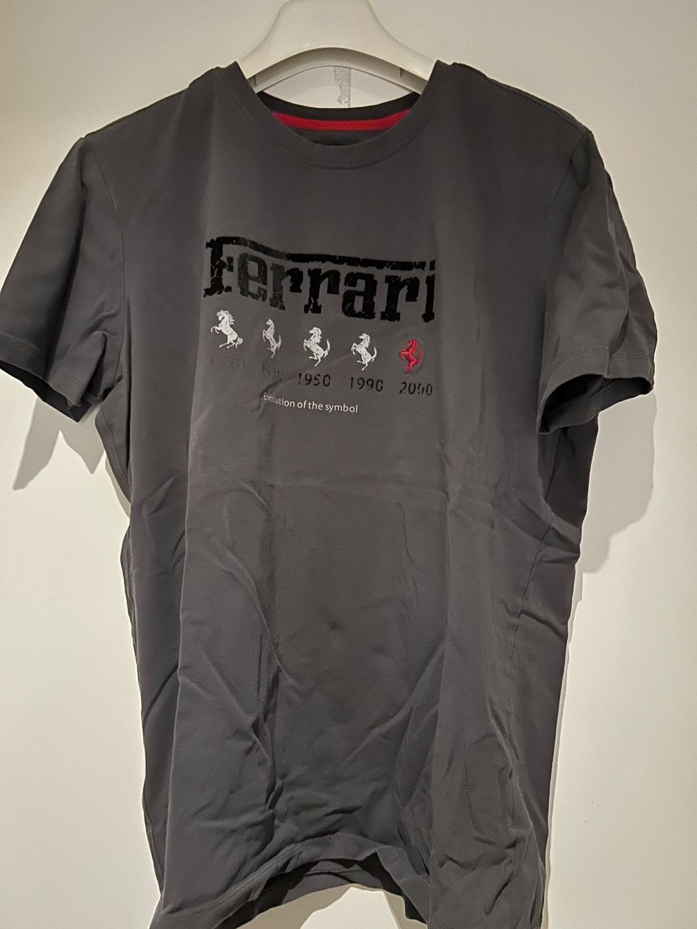 Ferrari T-shirt: Ferrari T-Shirt XL – Usato da Zumikon venduto da Uranus88 5