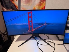Dell Alienware AW3418DW | 34" Curved Ultrawide | 120 Hz |