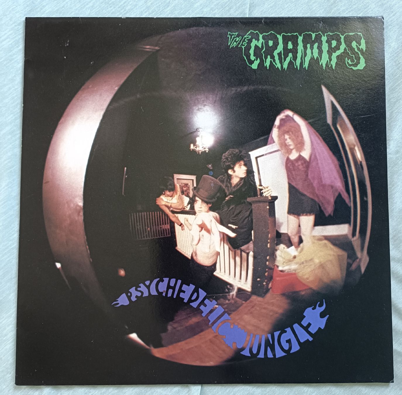 Vinyles: THE CRAMPS - Psychedelic Jungle LP – D'occasion à Luzern par cryptonic79