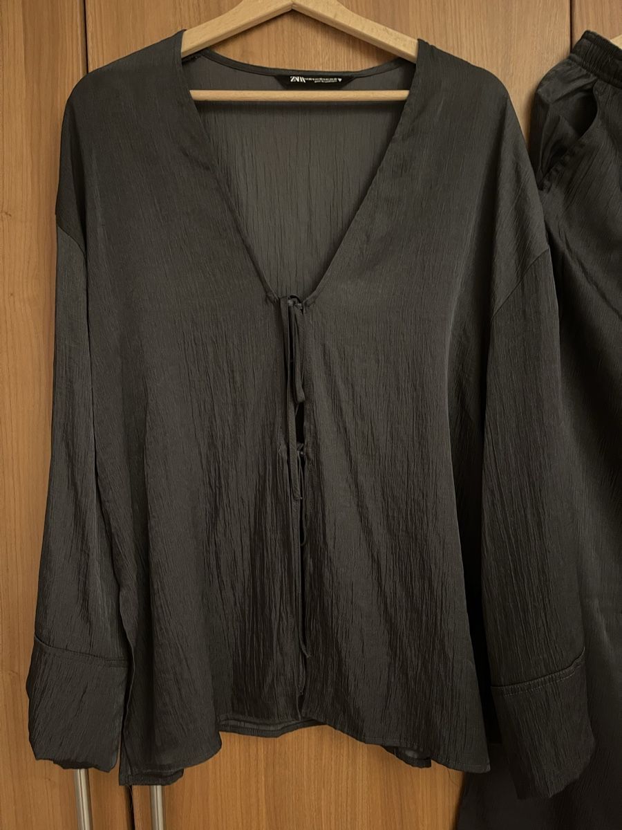 Costumi: Zara Set Gr. XS-S Satin Look – Nuovo (secondo la descrizione) da Horgen venduto da Ed0 1
