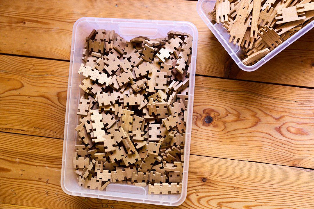 Giocattoli: Steckbausteine aus Holz – Usato da Ennetbürgen venduto da JWBT 1