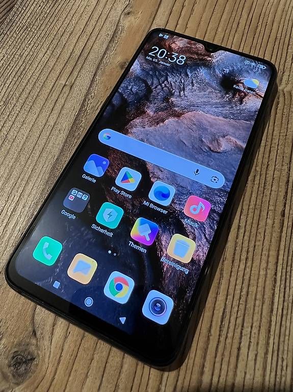 Xiaomi Telefoni cellulari / Smartphones: Xiaomi MI 9 6/128 GB – Usato da Zürich venduto da John138 2