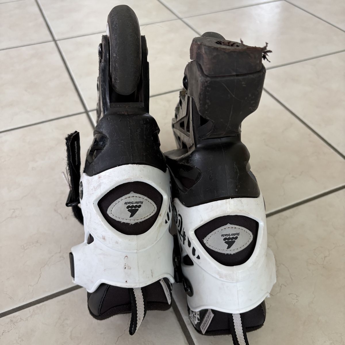 Pattini in linea & Pattini a rotelle: Rollerblades grösse 29-33 – Usato da Zimmerwald venduto da wuff81 3