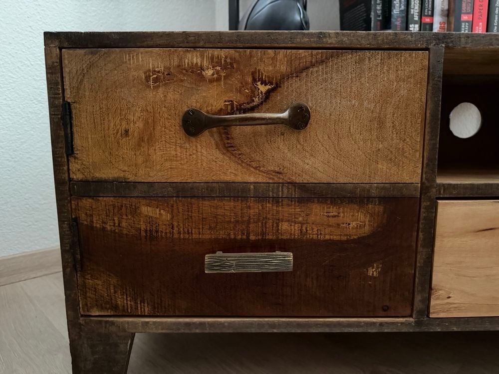 Mobili TV: TV Möbel/Sideboard aus Altholz. – Usato da Wölflinswil venduto da pokneto 2