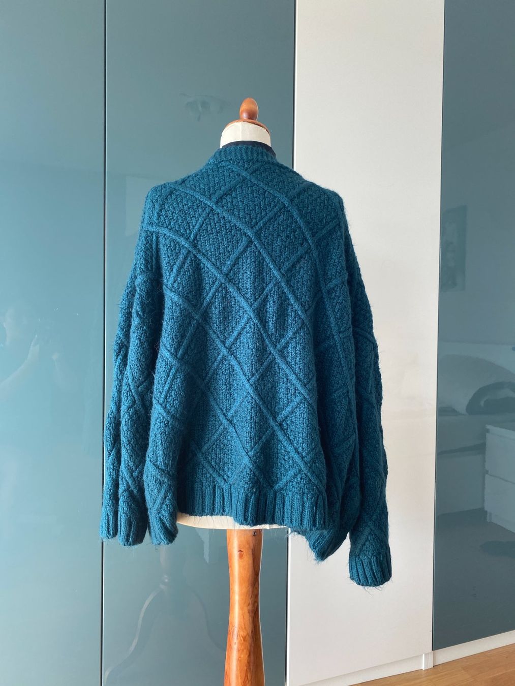 Giacche: Wolljacke dunkelblau Einheitsgröße – Usato da Duebendorf venduto da Alexandertreyer 1
