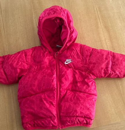 Nike Winterjacke Mädchen gr. 74-80