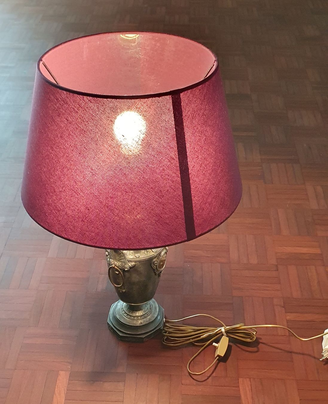 Lampade: Antike Lampen, 2 Stk., mit Lampenschirme – Usato da Kreuzlingen venduto da Rschweiz1 9