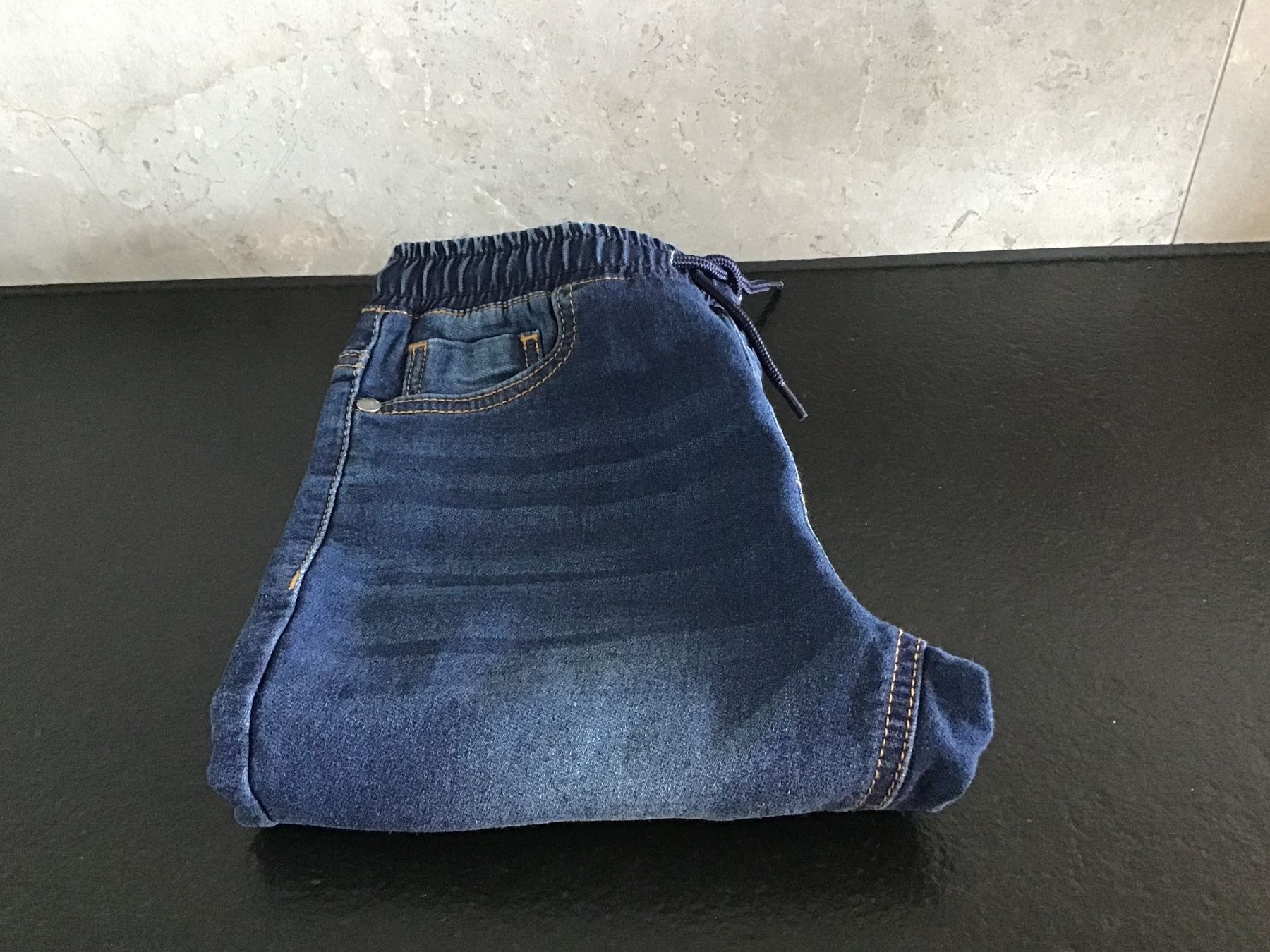Ted Baker Kleiderpakete & -sets: Lot vêtements – Neu (gemäss Beschreibung) aus Neuchâtel von sta_7qfy 4