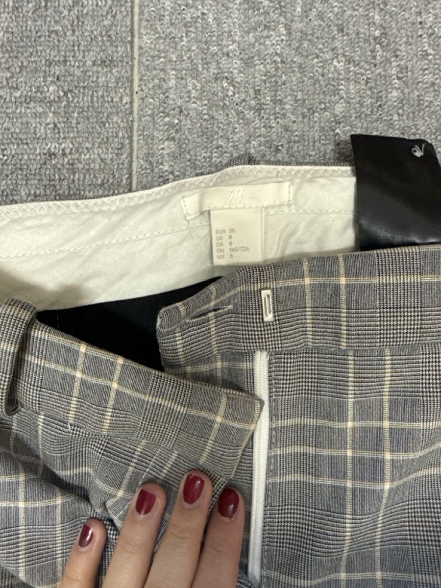 H&M Hosen: karrierte h&m stoffhose, grösse 38 – Gebraucht aus Goldach von Pw1427 1
