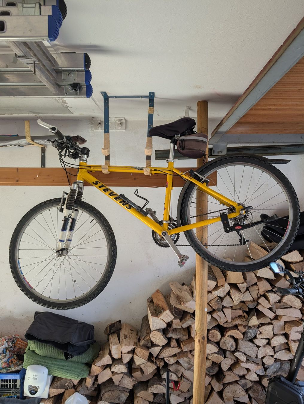 Stevens Biciclette: Tolles MTB  STEVENS  17Zoll gelb – Usato da Zürich venduto da Laika5 5