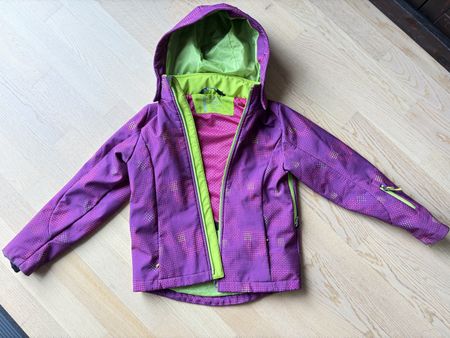 Jacke lila gemustert Grösse 134/140