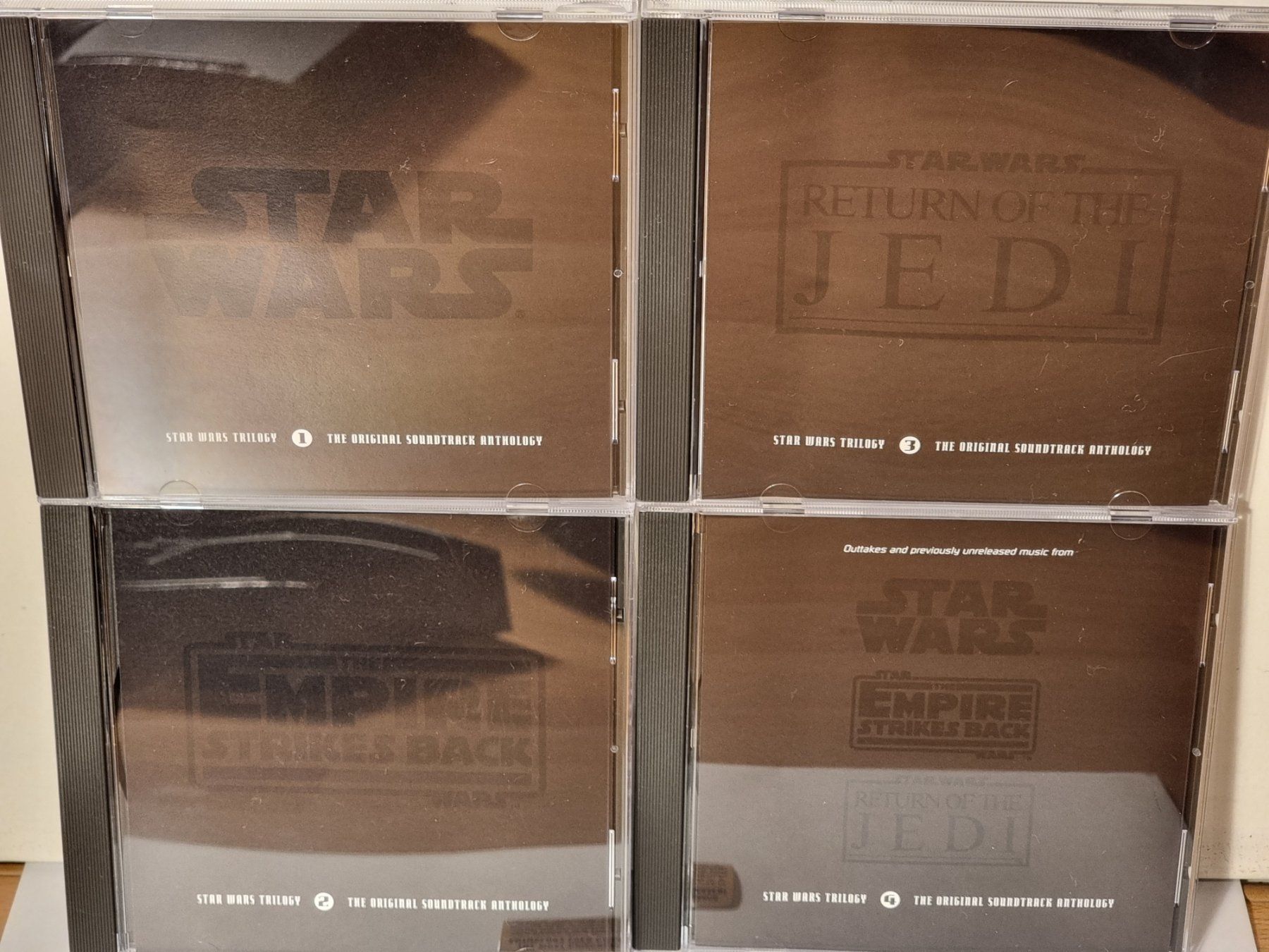 CDs: Star Wars : Anthology 4-CD-Box – Gebraucht aus Villigen von  3