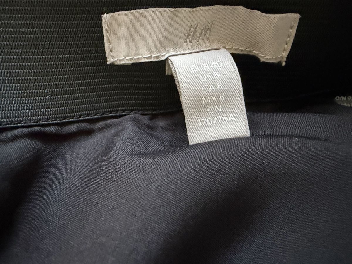 H&M Kleiderpakete: Minijupe 2x – Gebraucht aus Muri b. Bern von waterlily2016 2