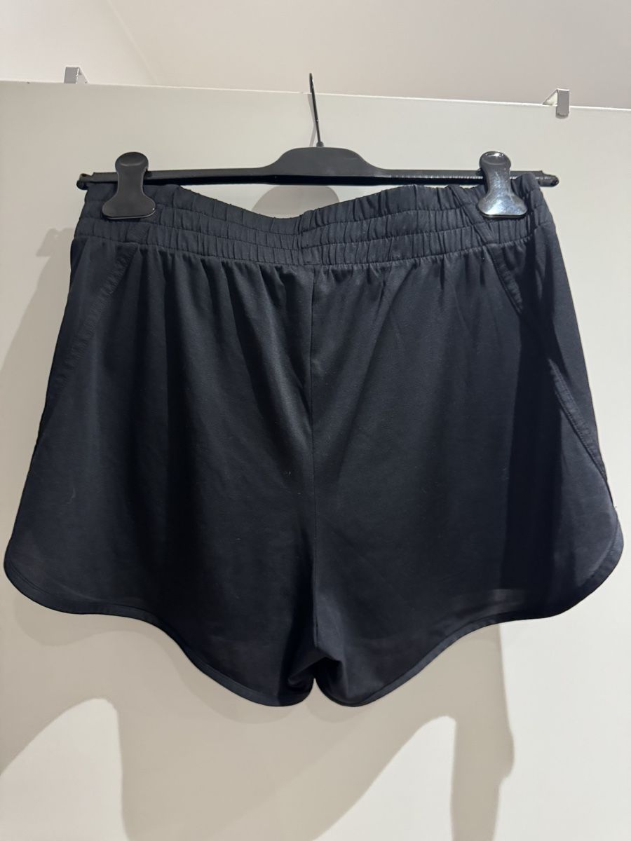 Puma Hosen: Puma Short – Gebraucht aus Kreuzlingen von eli_qm8d 1