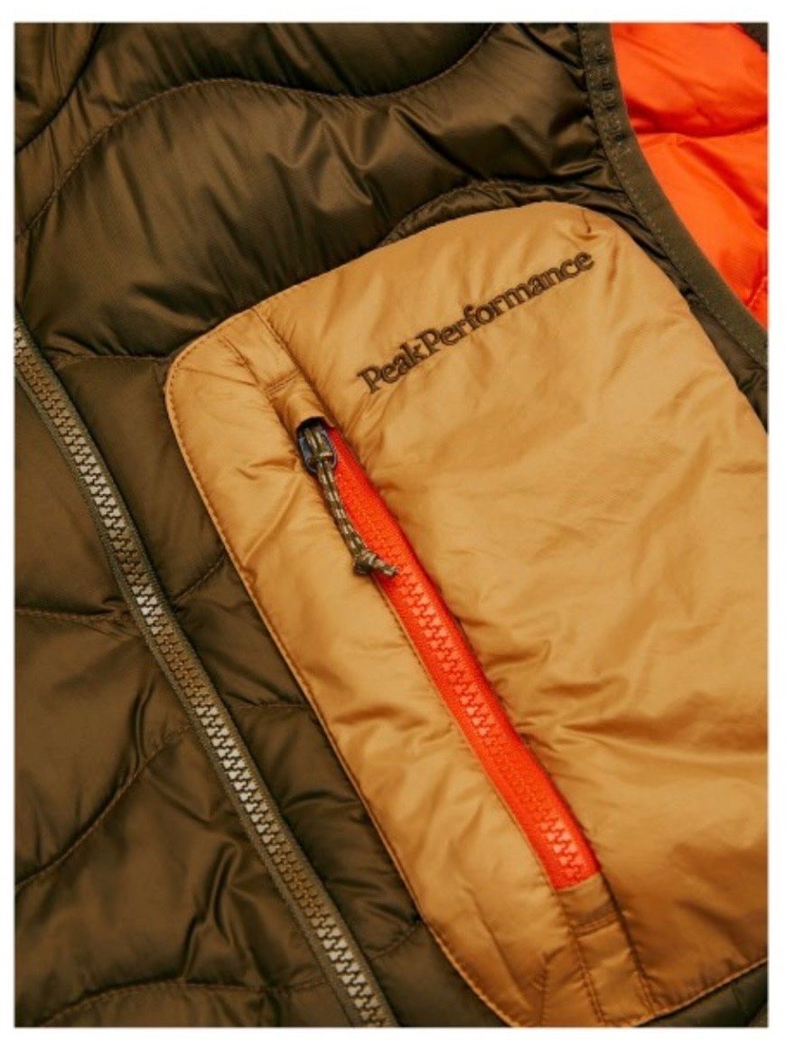 Peak Performance Gilet & Giacche: Peak Performance Daunenweste – Nuovo (secondo la descrizione) da Kerzers venduto da ikea365 1