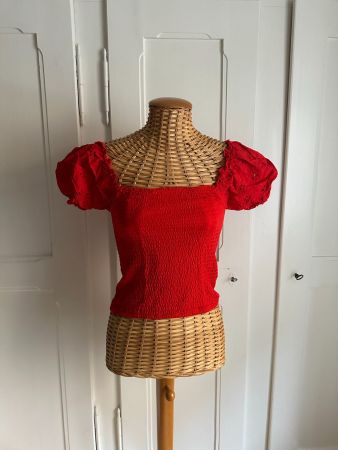 T-Shirt rot mit Puffärmel S