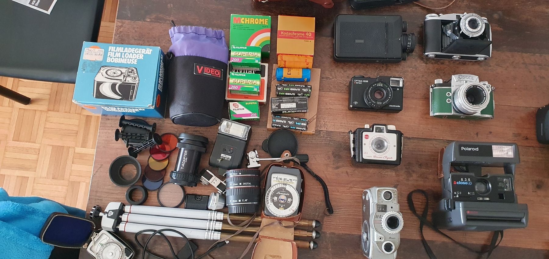Kamera: Lot appareils photo et accessoires – Gebraucht aus Fribourg von epu_7lxm