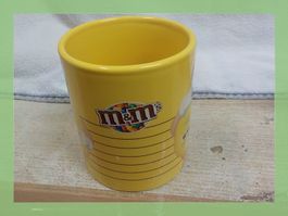 M&M's Tasse gelb "Wanted" - Sammlerstück für Dich!