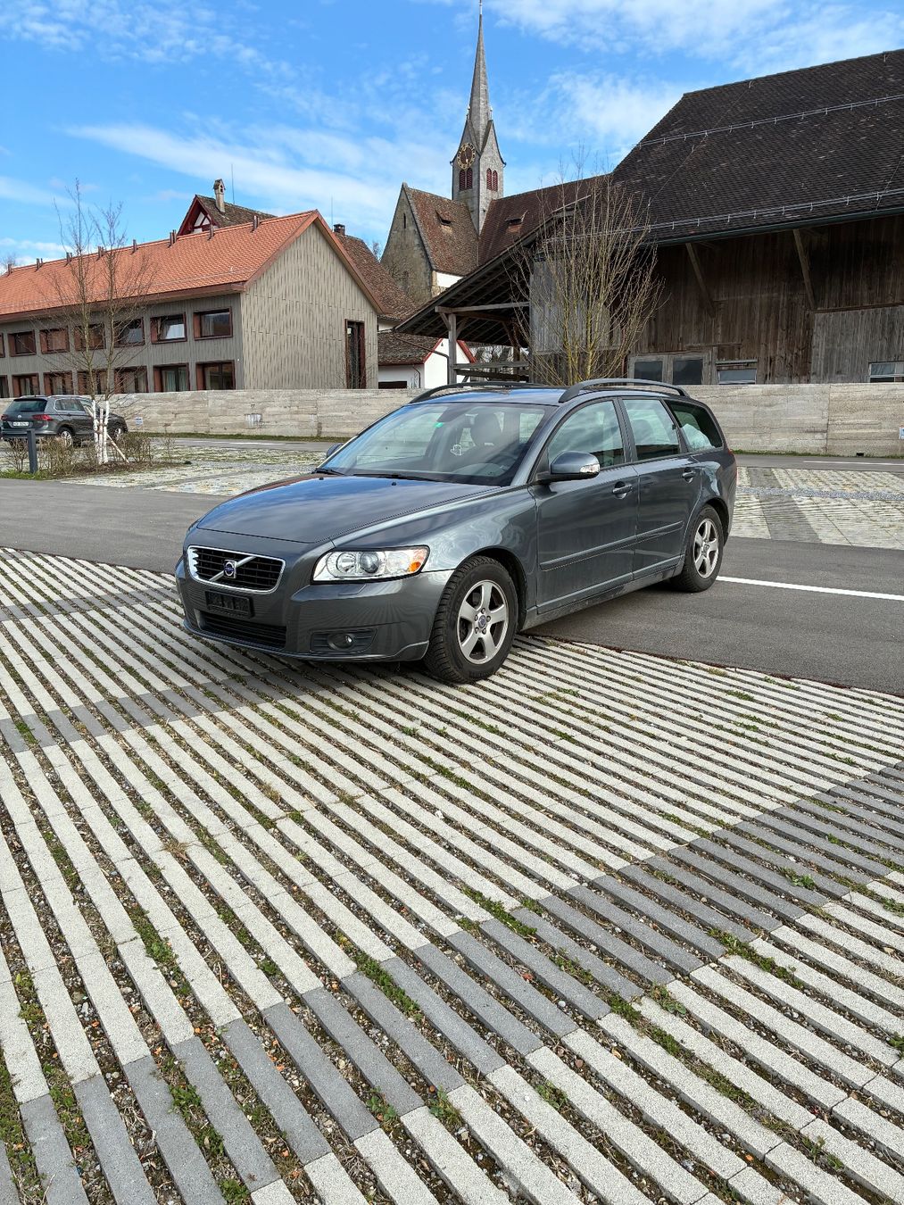 Volvo Automobili: Volvo v50 – Usato da Kappel am Albis venduto da cir_68lt