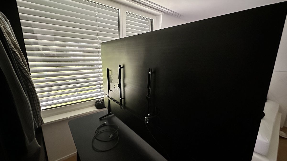 Samsung Televisori: Samsung 4k QLED 65 165cm – Difettoso da Rümlang venduto da Dripsale 3