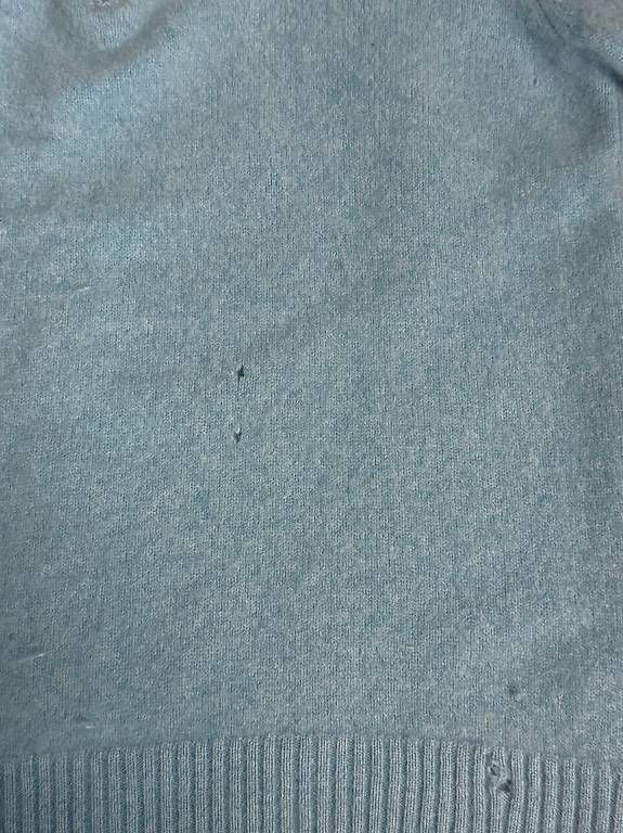 Maglioni & Felpe: HELLBLAUER PULLOVER MIT REISSVERSCHLUSS – Usato da Luzern venduto da nit_z9dx 1