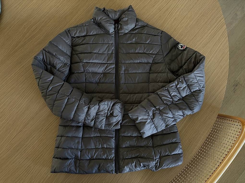 Jott Giacche: JOTT CHA Lightweight Down Jacket : size S – Nuovo (secondo la descrizione) da Wallisellen venduto da rac_sy2x
