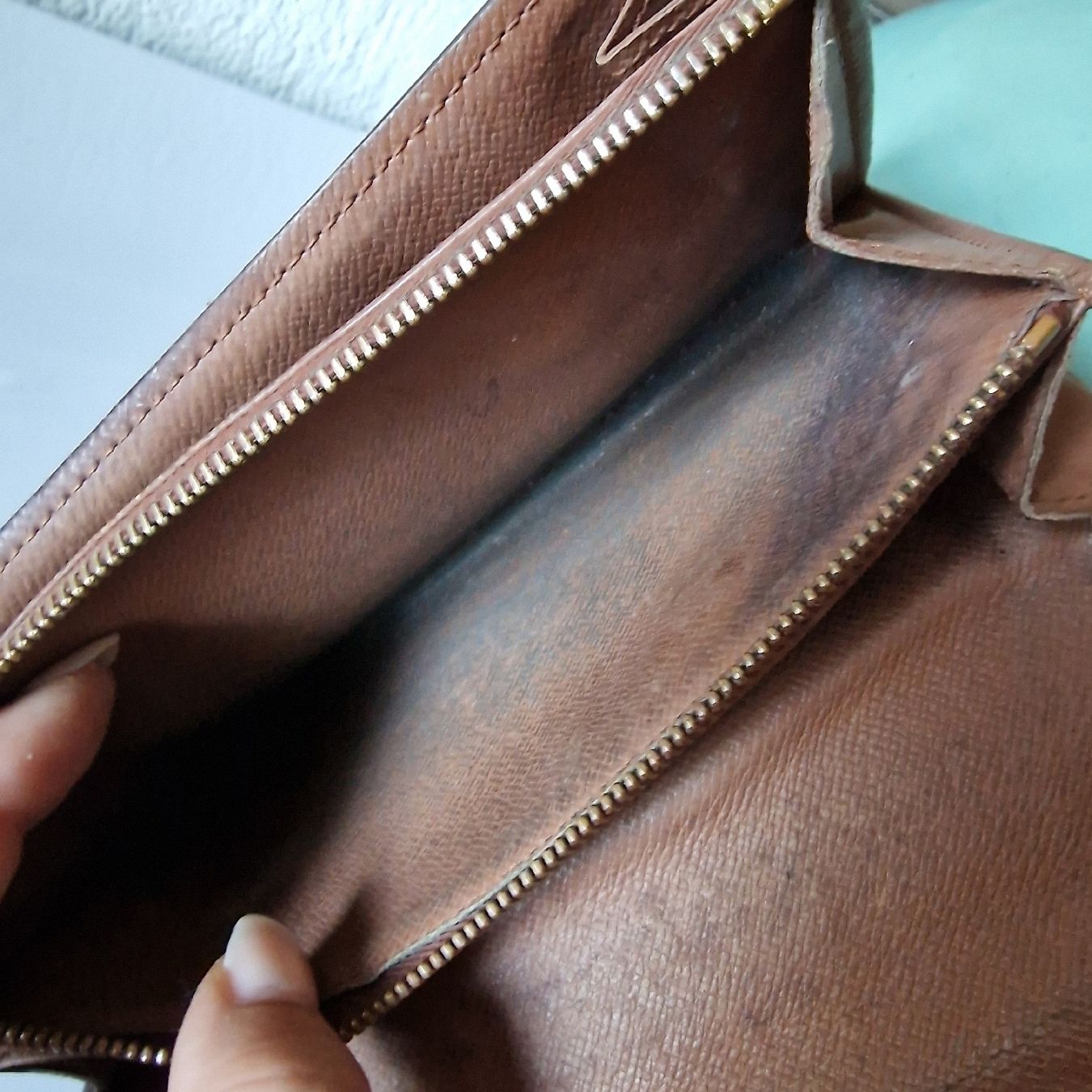 Louis Vuitton Portamonete: Vintage Louis Vuitton Sarah Wallet  – Usato da Effretikon venduto da 84CK 7