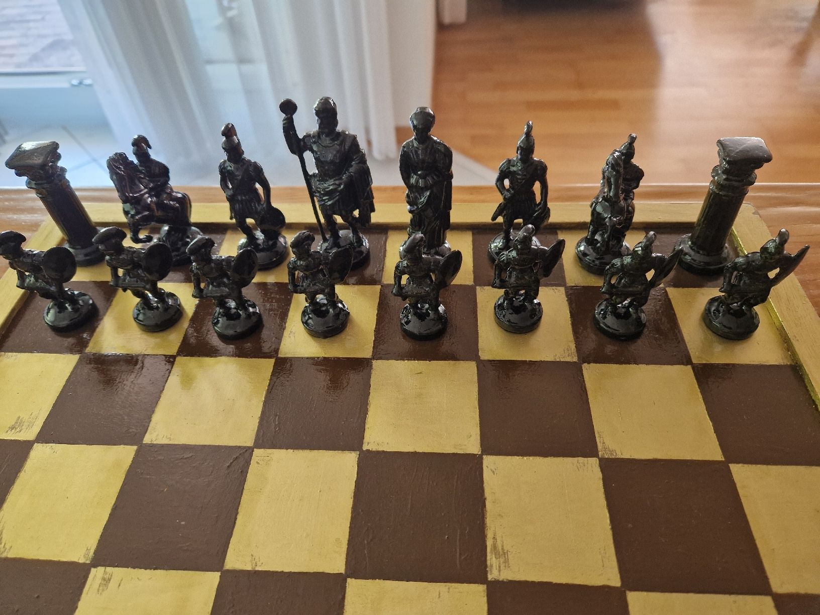 Spiele: Handgemachtes Schachspiel – Gebraucht aus Sursee von FKZ_13 3