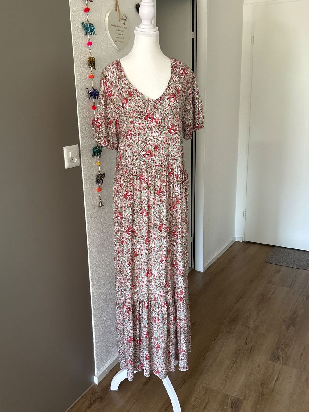 Kleider: Maxikleid mit Blumenmuster von Airisa Gr. M/L – Neu (gemäss Beschreibung) aus Brunnen von Nala2929 3