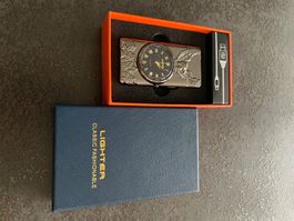 Neues Feuerzeug mit Uhr, USB Aufladung, Geschenkidee!