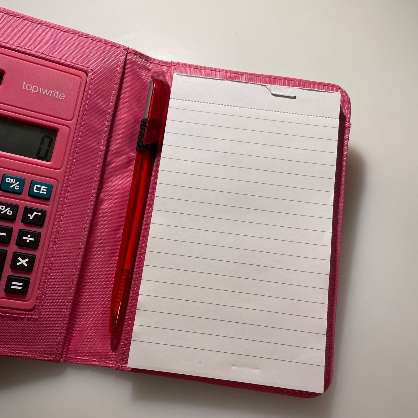 Calcolatrici tascabili: NEU: Taschenrechner mit Notizblock & Stift pink – Nuovo (secondo la descrizione) da Bellach venduto da Dreamer2501 2